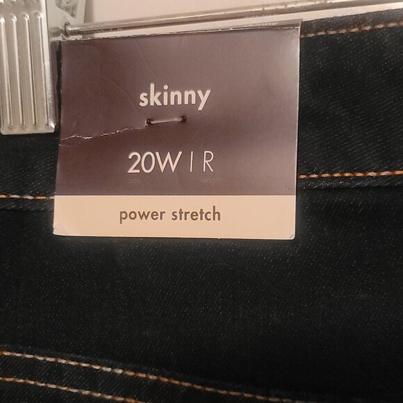 AVA & VIV - 20W R - SKINNY Power Stretch Jeans - Dark Wash - 5 Pocket - Picture 4 of 5